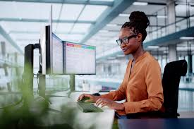 Guide to the Top Business Insurance Providers for SMEs & Corporates